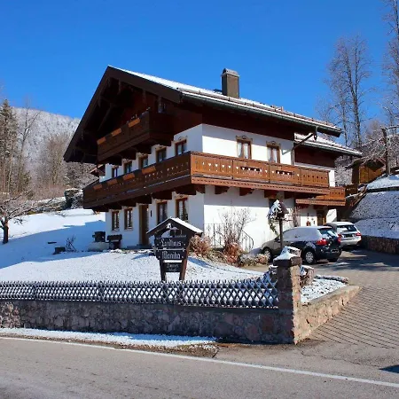 Guest house Landhaus Monika